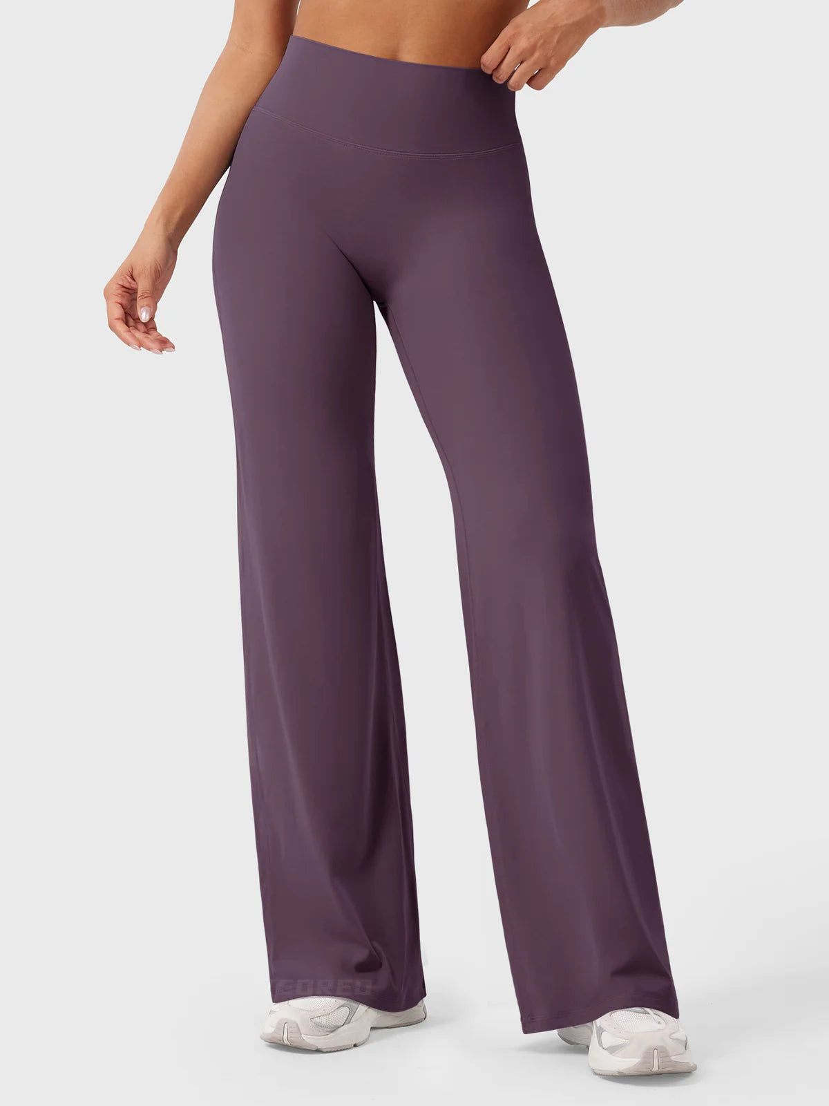 Essential Relaxed Straight Pants