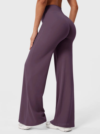 Essential Relaxed Straight Pants