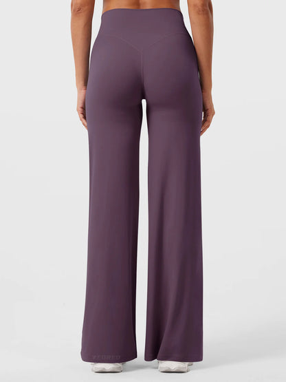 Essential Relaxed Straight Pants