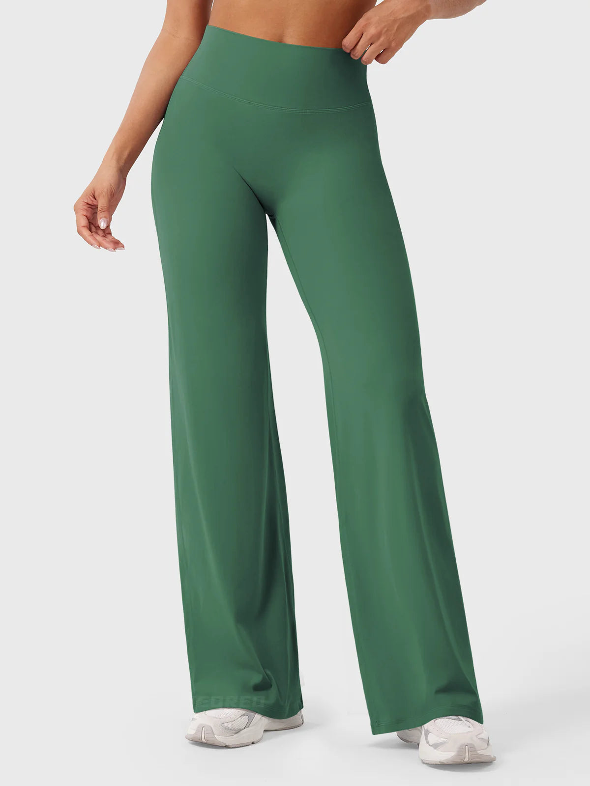 Essential Relaxed Straight Pants