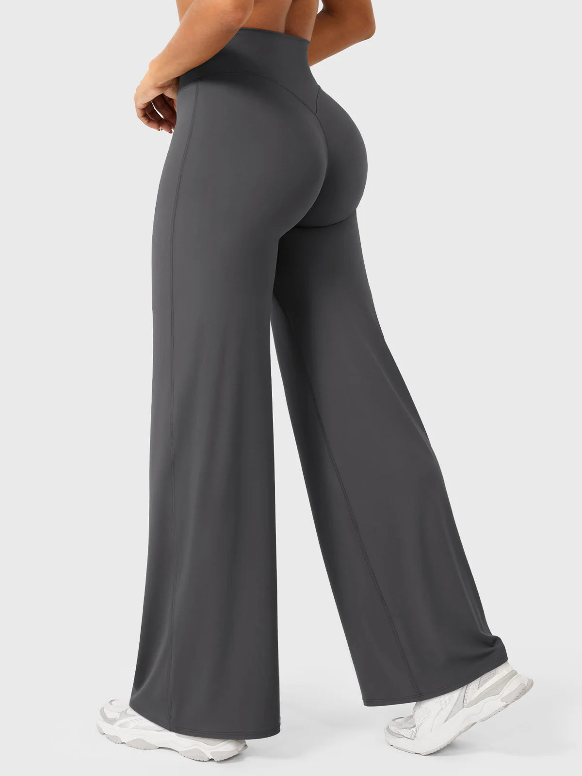 Essential Relaxed Straight Pants
