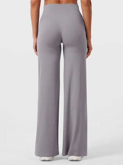 Essential Relaxed Straight Pants