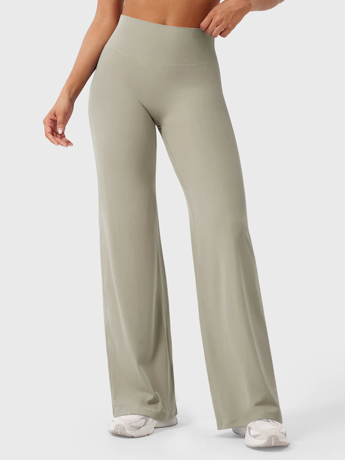 Essential Relaxed Straight Pants