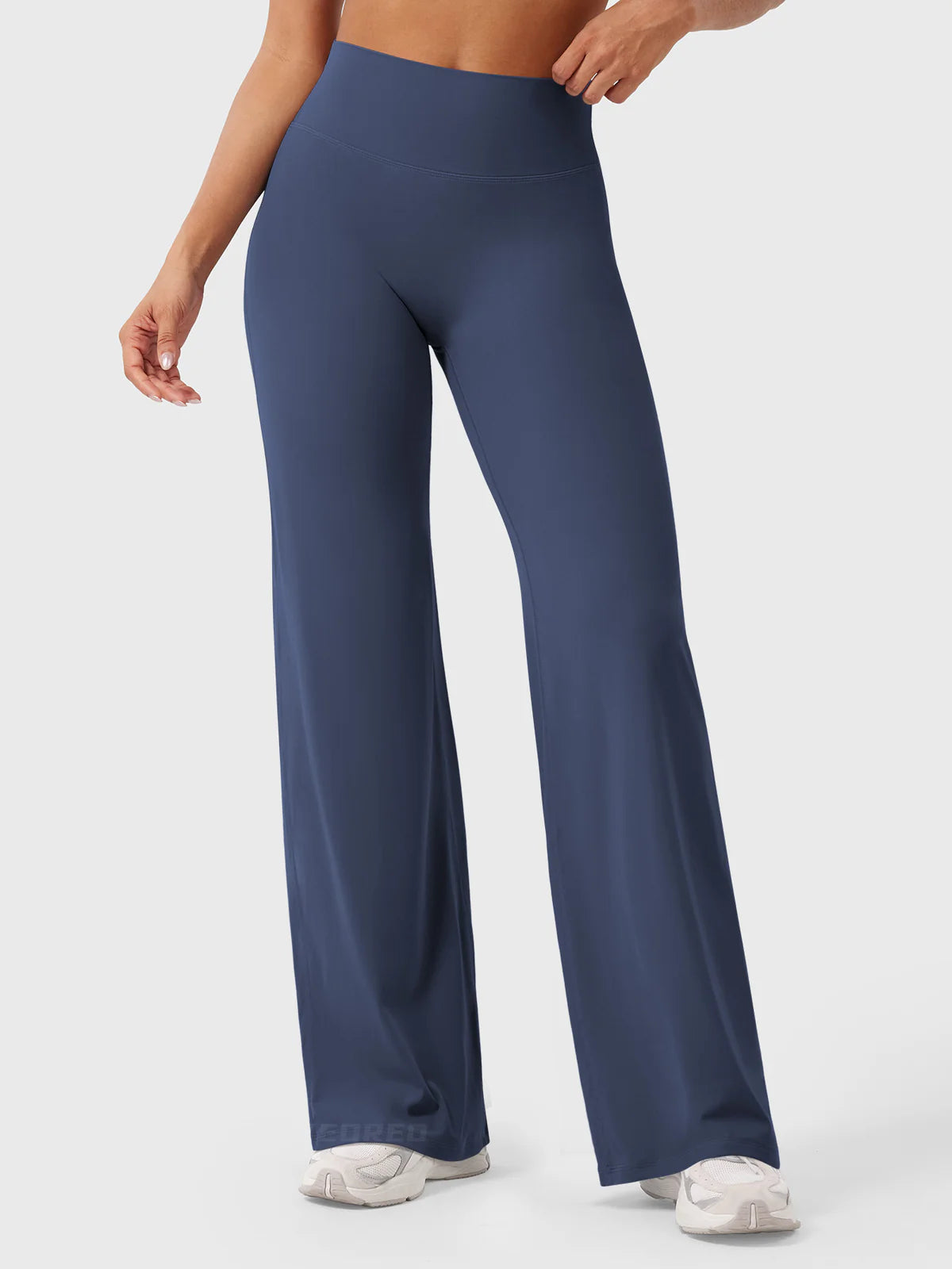 Essential Relaxed Straight Pants