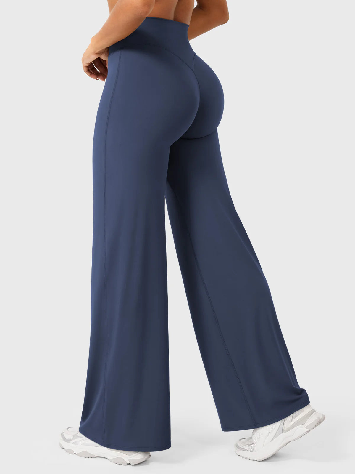Essential Relaxed Straight Pants