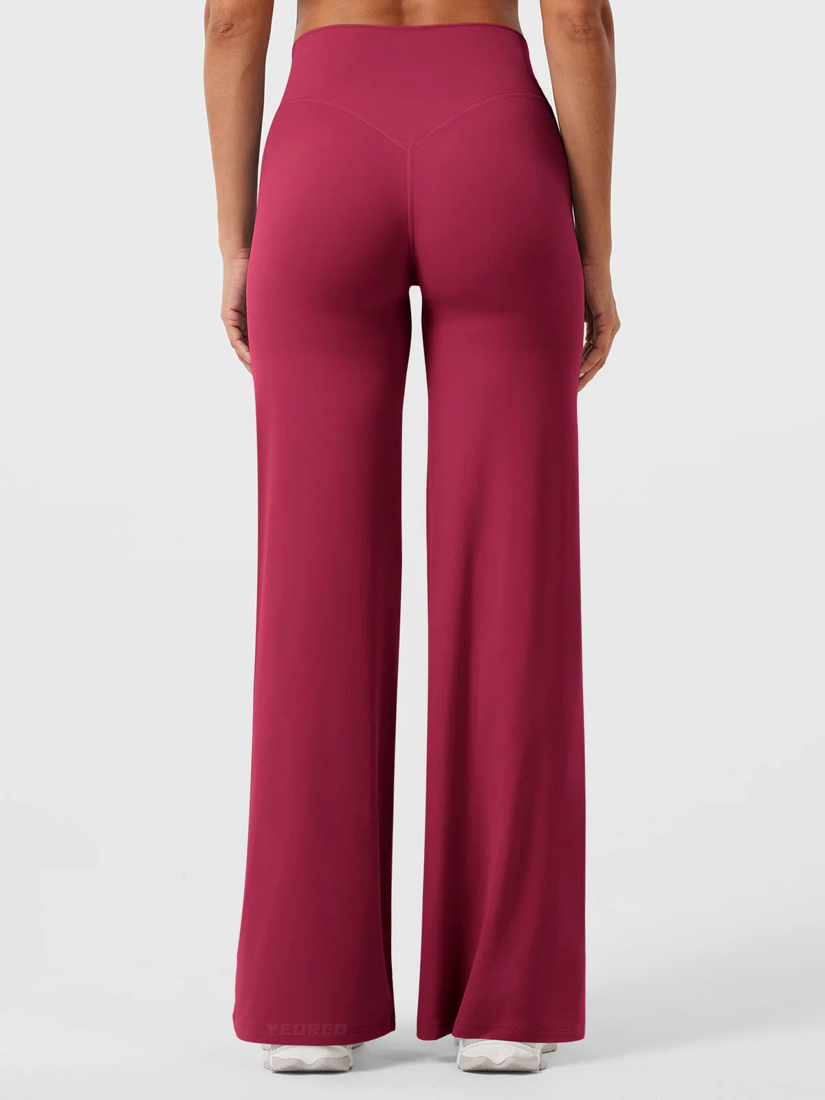 Essential Relaxed Straight Pants
