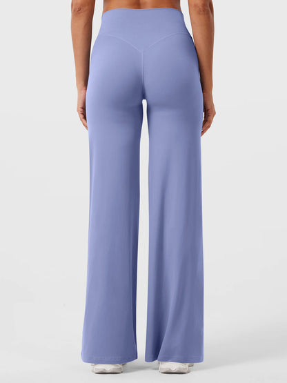 Essential Relaxed Straight Pants